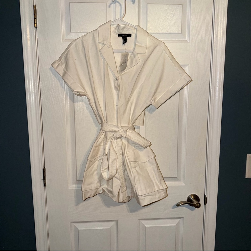 Forever 21 Vanilla Collared Short Sleeve Romper